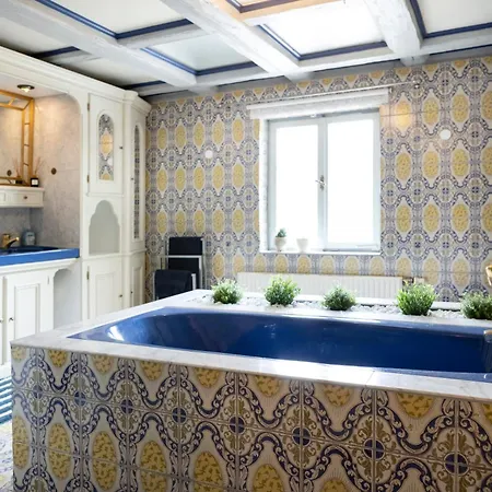 Apartment Maechenhaften In Historischem Gebaeude 12p I 4 Baeder I Sauna Zubuchbar I Pizzaofen L Garten *