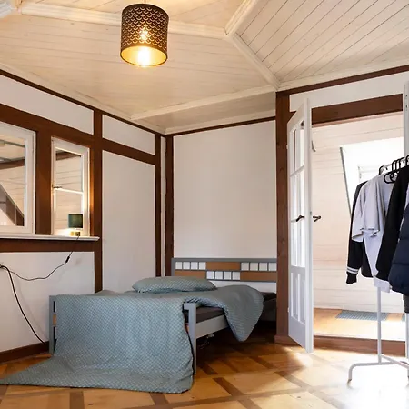 Maechenhaften In Historischem Gebaeude 12p I 4 Baeder I Sauna Zubuchbar I Pizzaofen L Garten Apartment